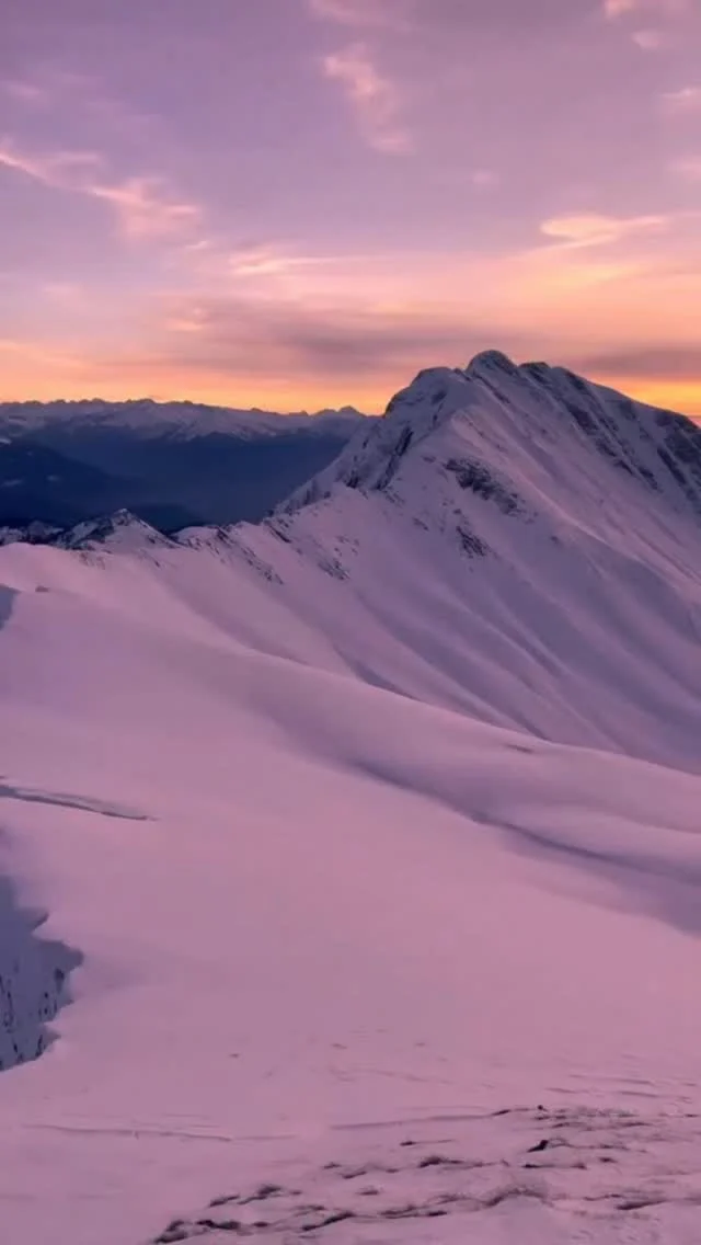 Amanhã não vamos apenas assistir a um sunset... Vamos viver um...